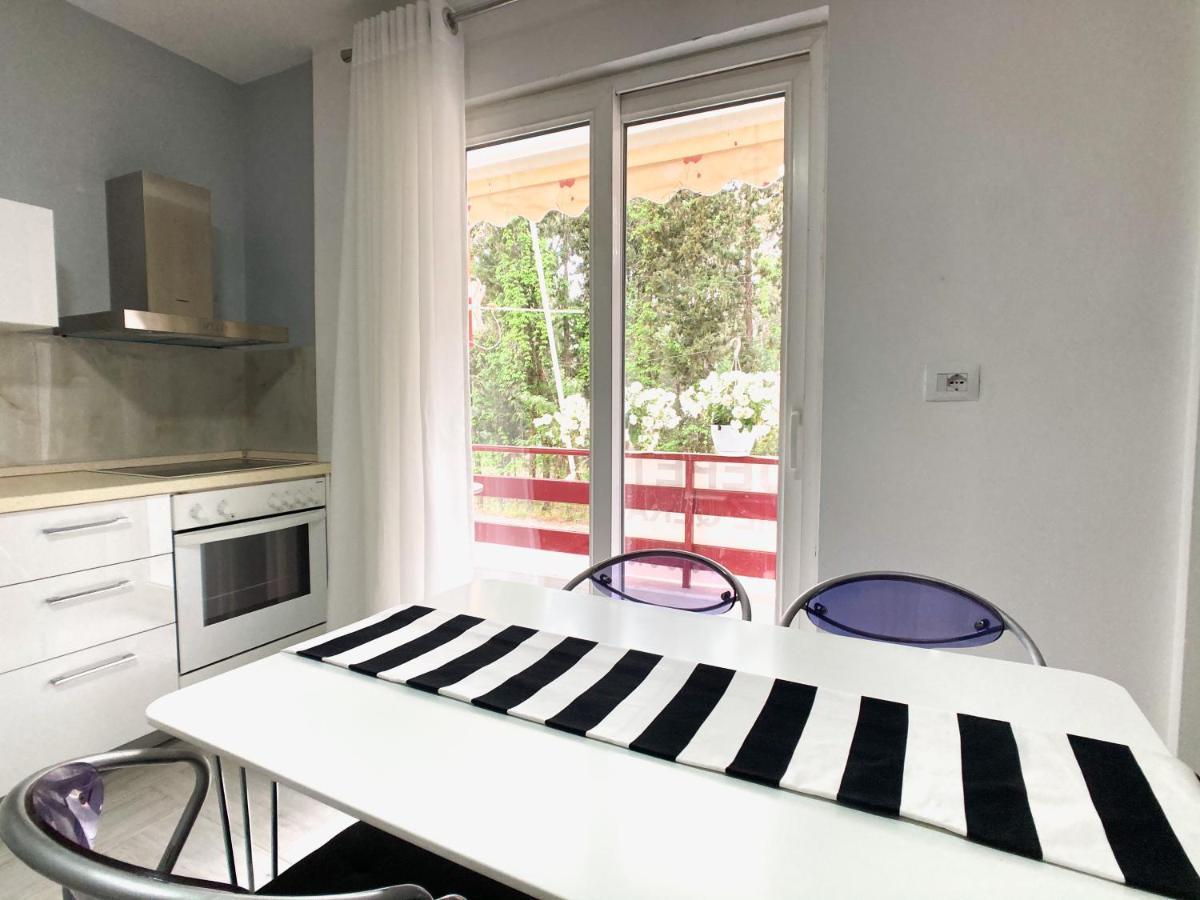 Promo Price September - Home By The Sea 1 Min From The Beach 골렘 외부 사진