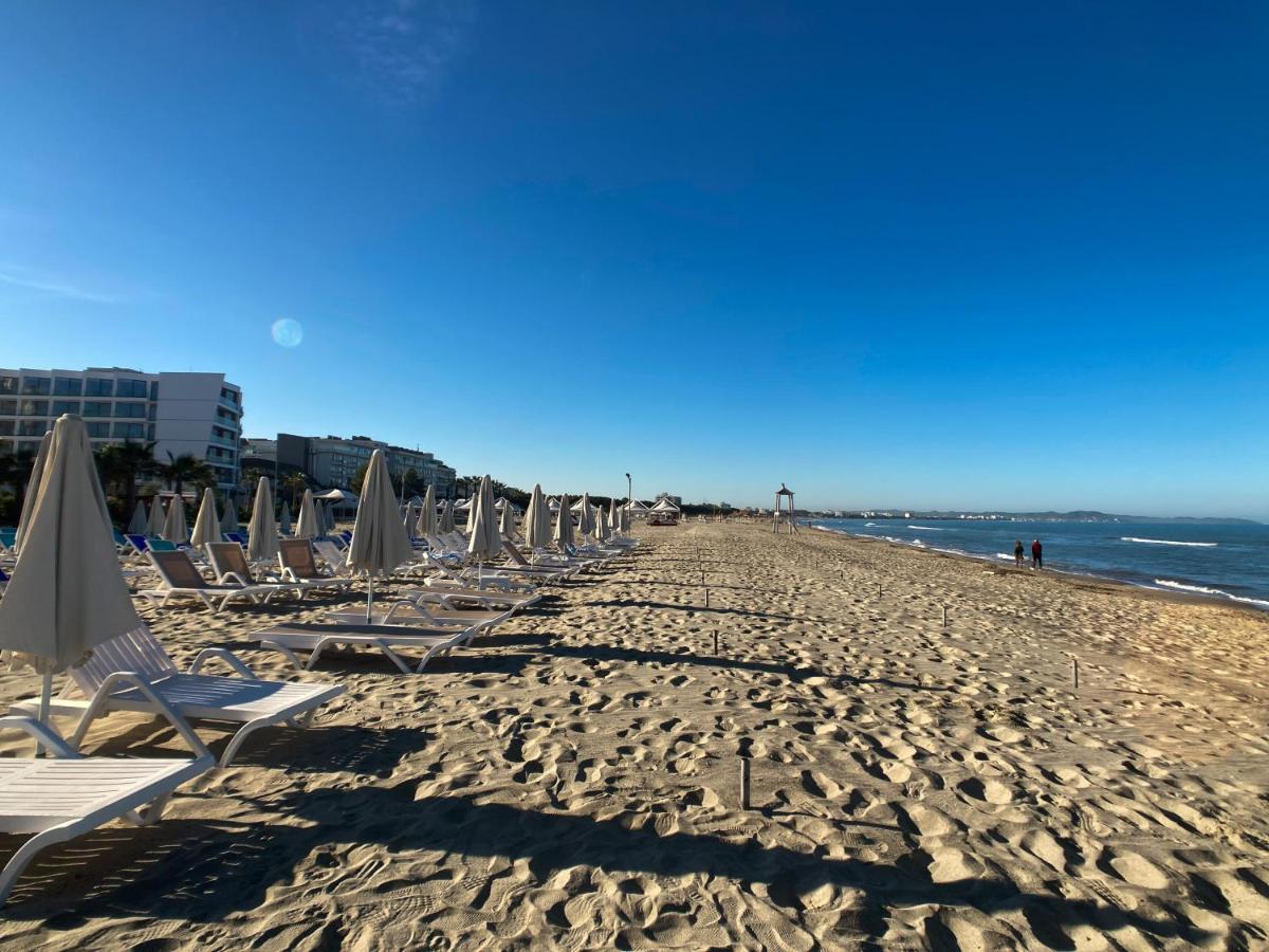 Promo Price September - Home By The Sea 1 Min From The Beach 골렘 외부 사진