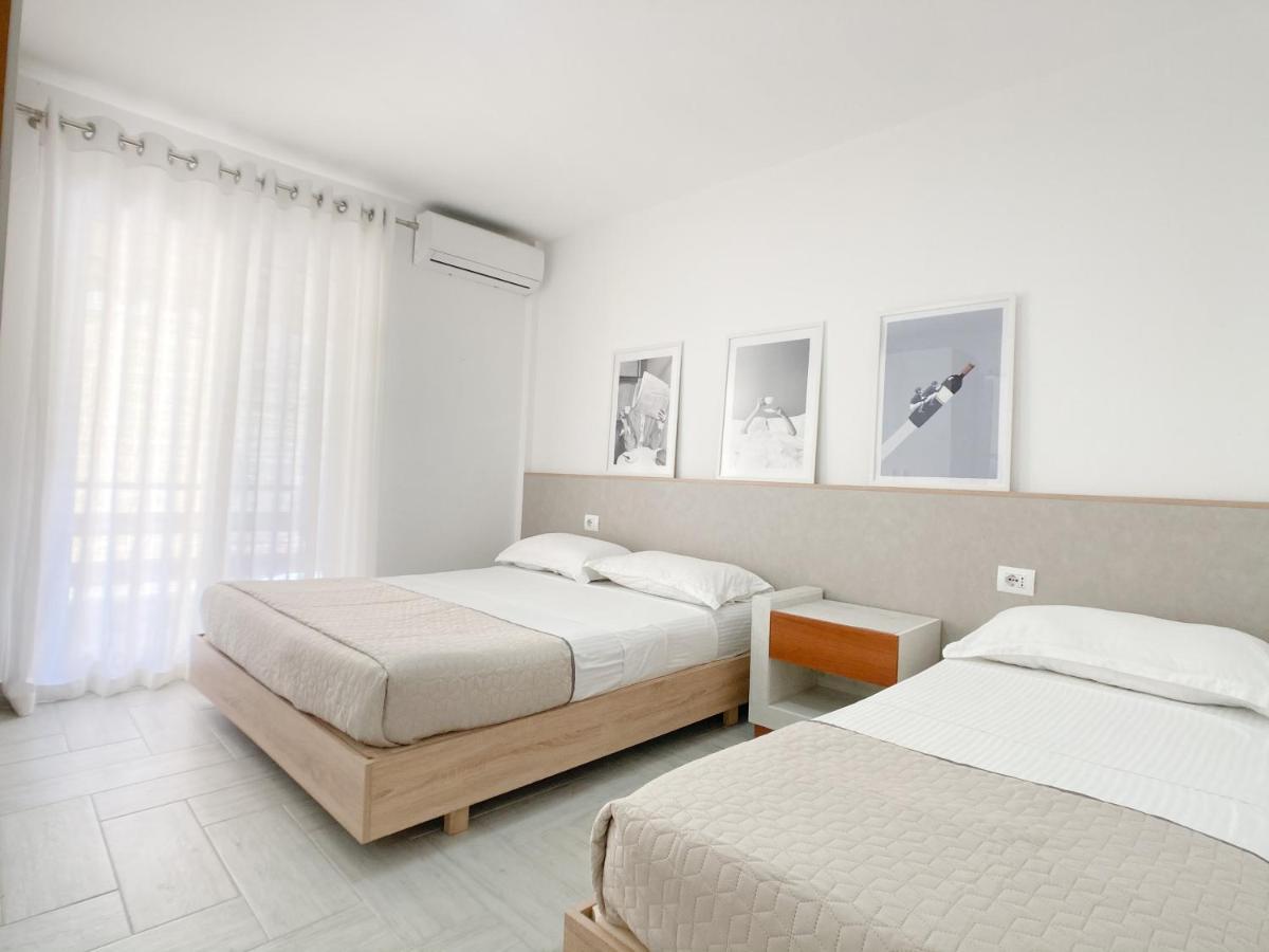 Promo Price September - Home By The Sea 1 Min From The Beach 골렘 외부 사진