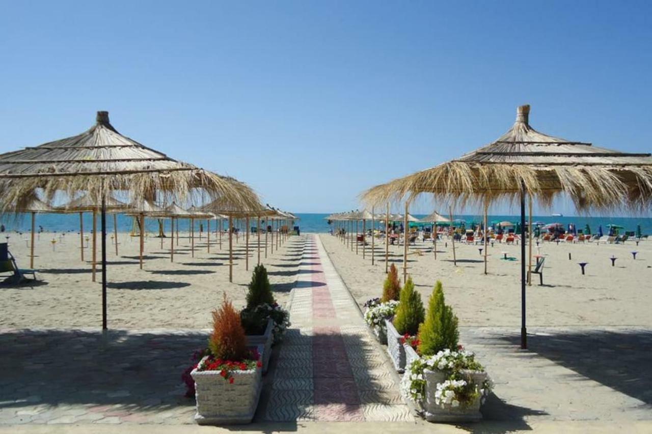 Promo Price September - Home By The Sea 1 Min From The Beach 골렘 외부 사진